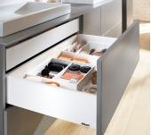 PERFIL LEGRABOX M BLUM 770M5002S DERECHA