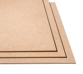 TABLERO MDF CRUDO DELGADO PARA PUERTAS